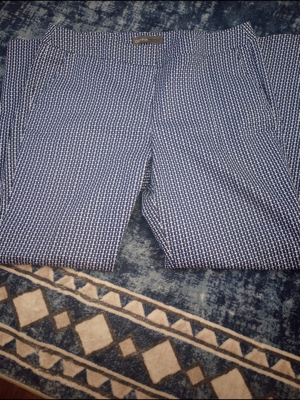 Donna Ricco Navy and White Geometric Slim Dress Pants